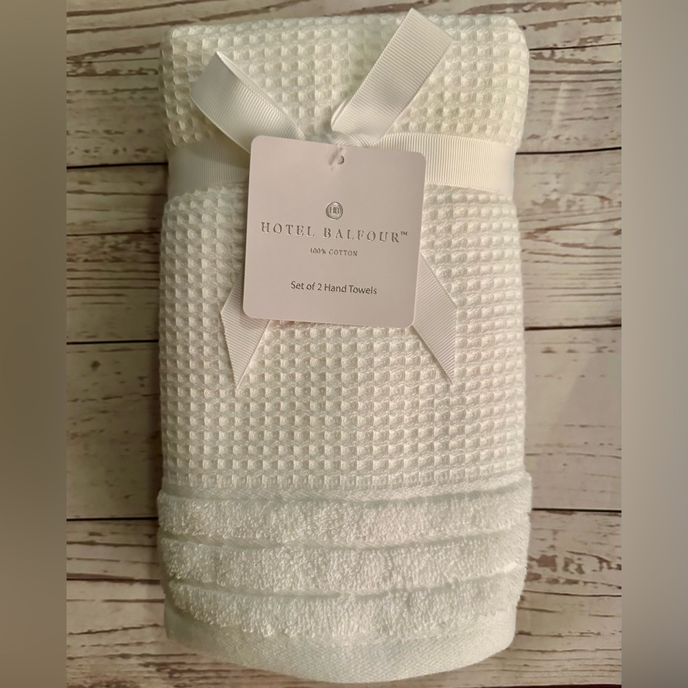 🎁9 PC Hotel Balfour Oversized Bath Towel Set- Cotton- White Waffle Texture - Picture 5 of 9